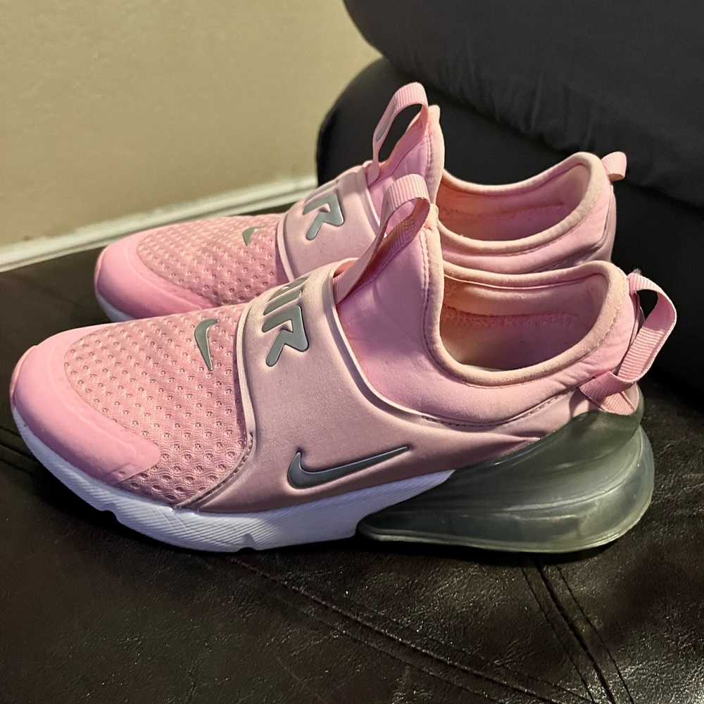 Nike Air Max 270